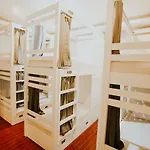 Viajeros Hostel Boracay